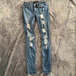 Hollister Size 1 Skinny jeans